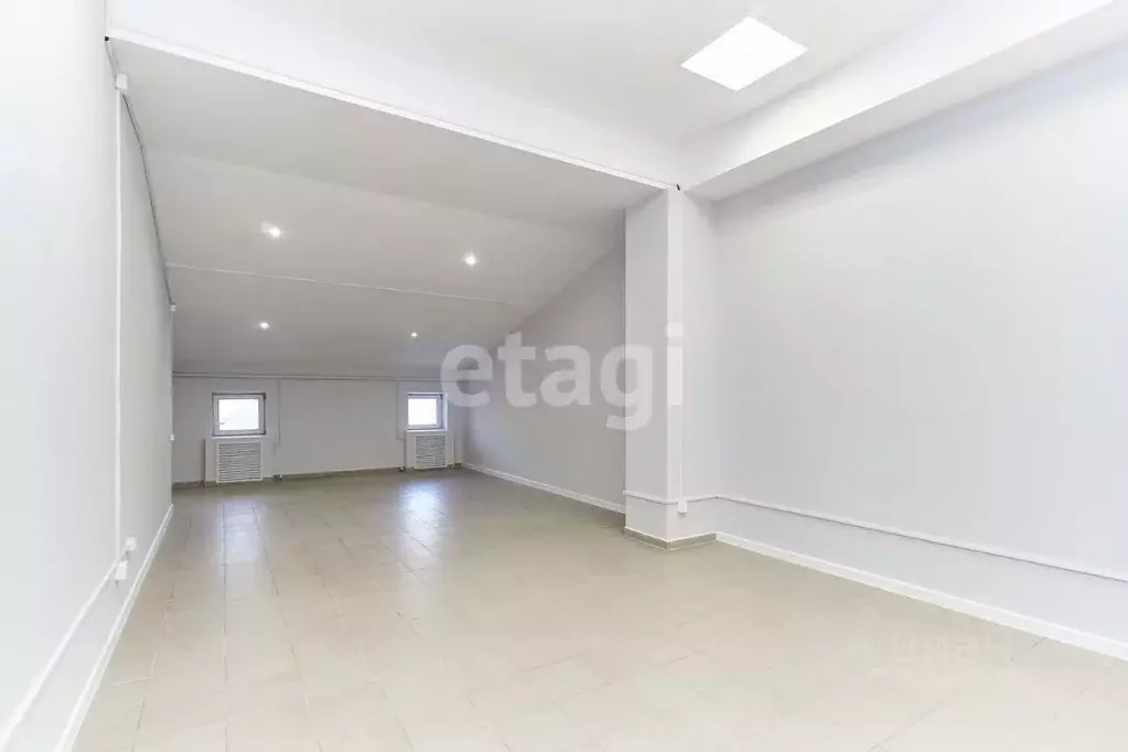 Офис в Тюменская область, Тюмень Одесская ул., 32 (52 м) - Фото 1