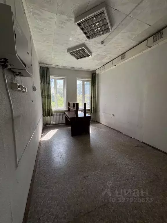 Помещение свободного назначения в Иркутская область, Киренск ул. ... - Фото 1