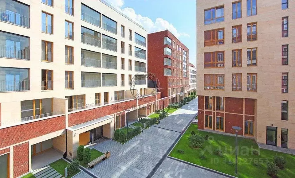 3-к кв. Москва ул. Льва Толстого, 23к1 (140.0 м) - Фото 0