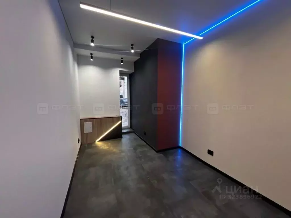 Офис в Татарстан, Казань ул. Парижской Коммуны, 25/39 (11 м) - Фото 1