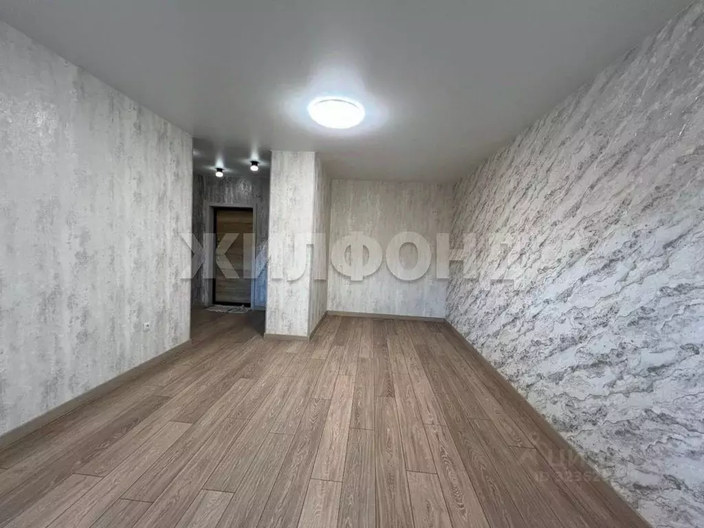 1-к кв. Хакасия, Абакан ул. Авиаторов, 5 (40.0 м) - Фото 1