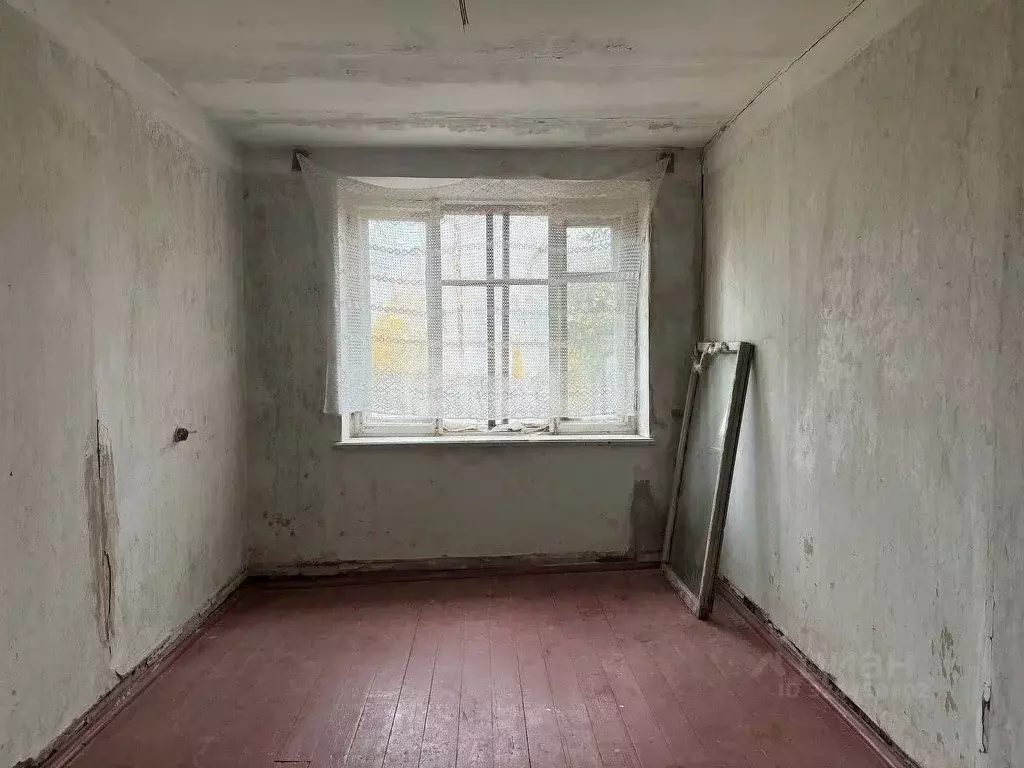 3-к кв. Ленинградская область, Тихвинское городское поселение, д. ... - Фото 1