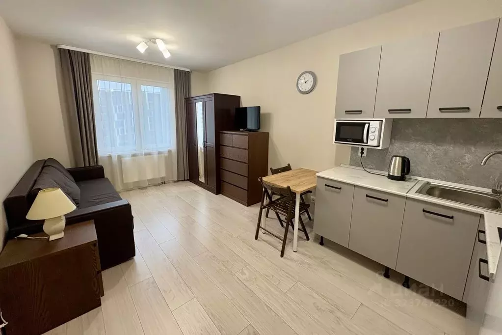 Студия Свердловская область, Екатеринбург ул. Советская, 62Б (21.7 м) - Фото 1