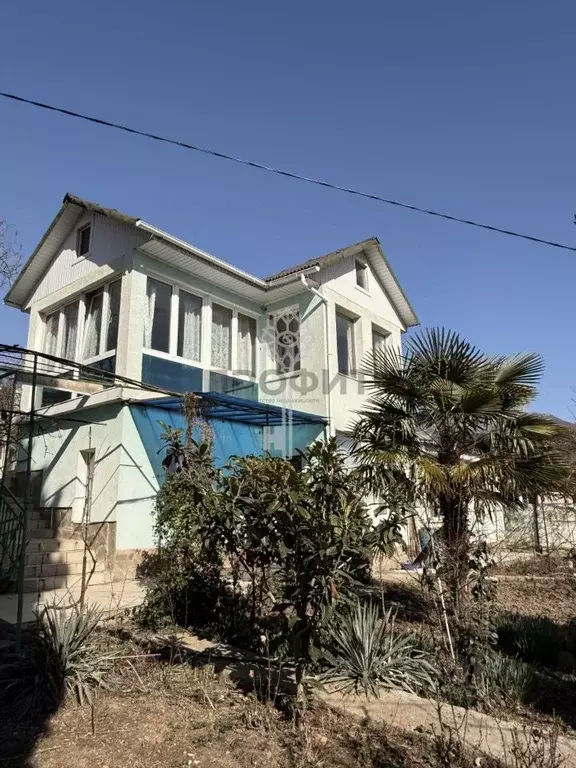 Дом в Крым, Алушта муниципальный округ, с. Нижняя Кутузовка ул. ... - Фото 1