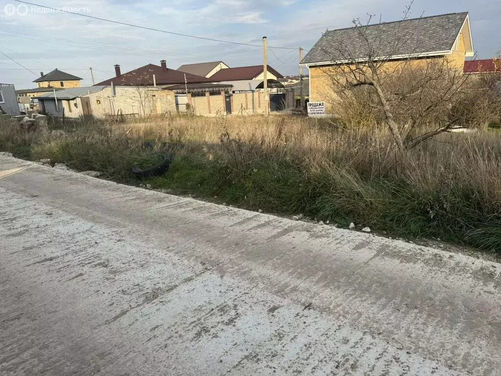 Участок в Симферопольский район, Мирновское сельское поселение, ... - Фото 1