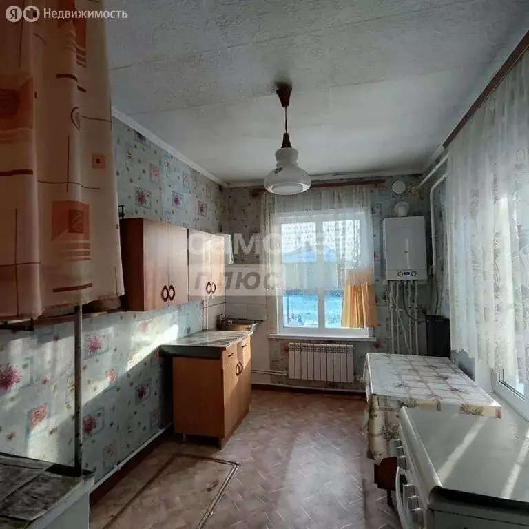 Дом в село Верх-Катунское, улица Ленина (72 м) - Фото 1