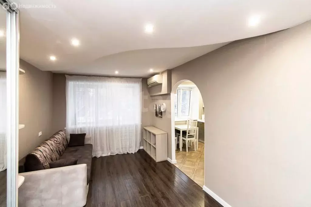 2-комнатная квартира: Тюмень, улица Республики, 188 (43.2 м) - Фото 2