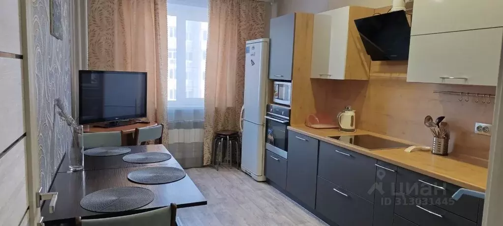 1-к кв. Самарская область, Жигулевск Парковая ул., 18 (46.7 м) - Фото 0