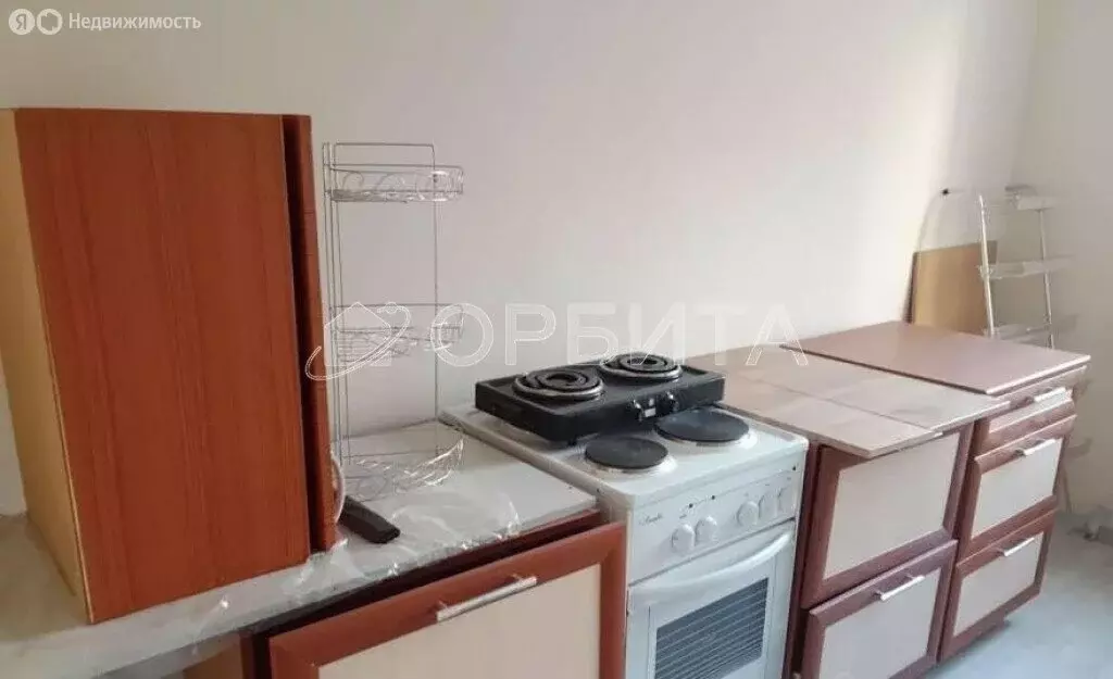 3-комнатная квартира: Тюмень, Холодильная улица, 11 (64 м) - Фото 1
