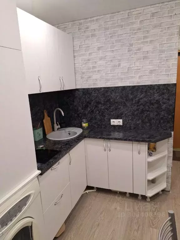 1-к кв. Красноярский край, Красноярск Зеленая Роща мкр, ул. Воронова, ... - Фото 1