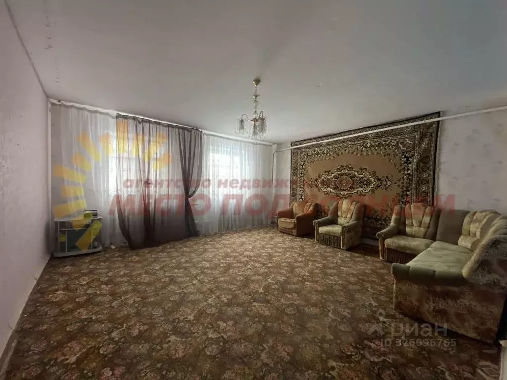 Дом в Краснодарский край, Щербиновское с/пос, пос. Щербиновский ул. ... - Фото 1