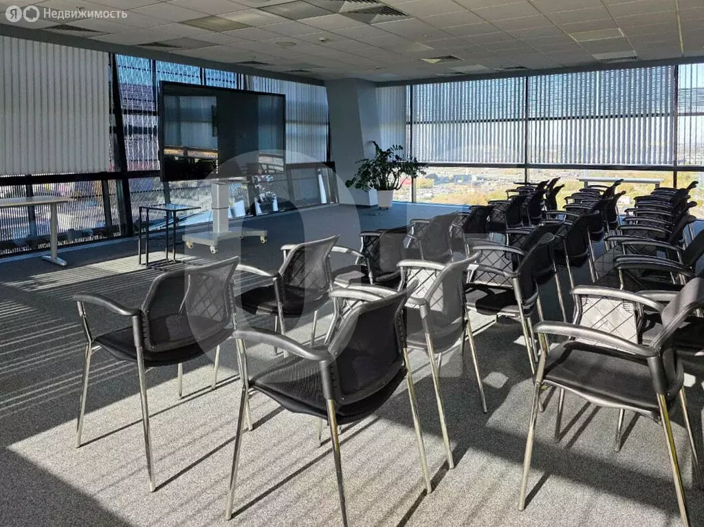 Офис (1192 м) - Фото 2