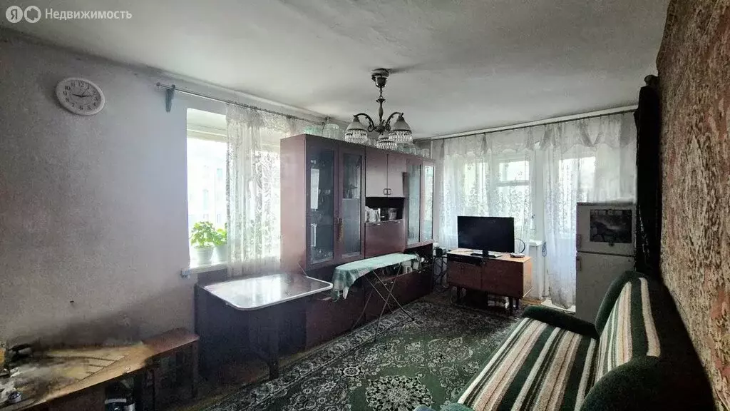 2-комнатная квартира: Новокузнецк, улица 40 лет ВЛКСМ, 54 (41.8 м) - Фото 1