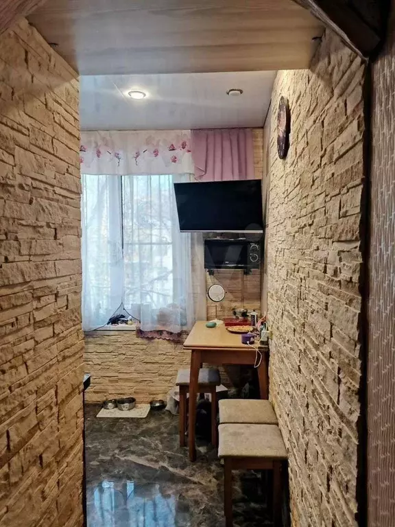 2-к. квартира, 42 м, 5/5 эт. - Фото 1