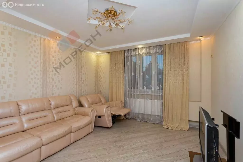 3-комнатная квартира: Краснодар, Таманская улица, 130/3 (78.3 м) - Фото 1