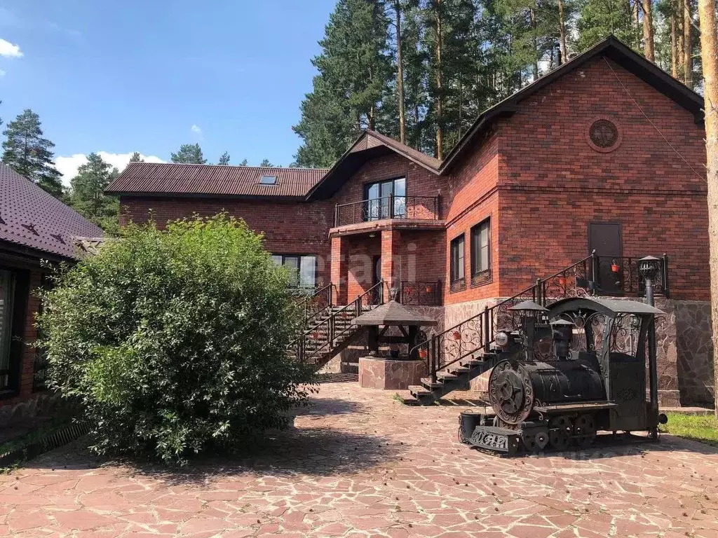 Дом в Свердловская область, Сысерть ул. Титова, 55 (600 м) - Фото 1