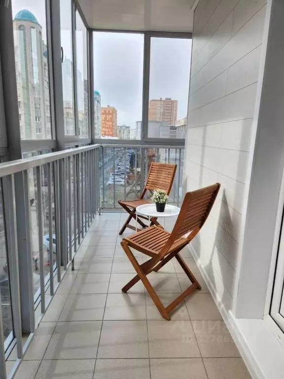 2-к кв. Татарстан, Казань просп. Ямашева, 103а (67.0 м) - Фото 1