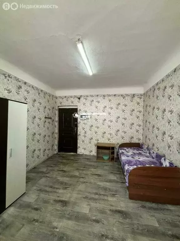 1к в 4-комнатной квартире (17.8 м) - Фото 1