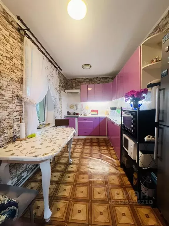 Дом в Калининградская область, Гвардейский муниципальный округ, пос. ... - Фото 1