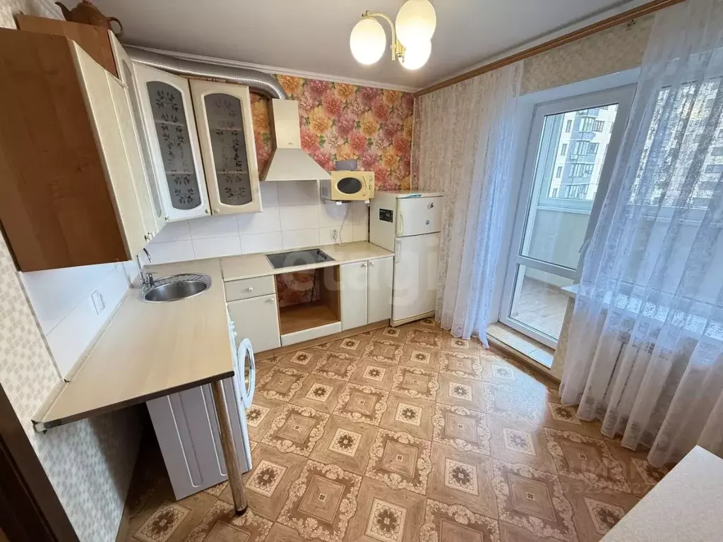 1-к кв. Воронежская область, Воронеж просп. Труда, 72 (43.0 м) - Фото 2