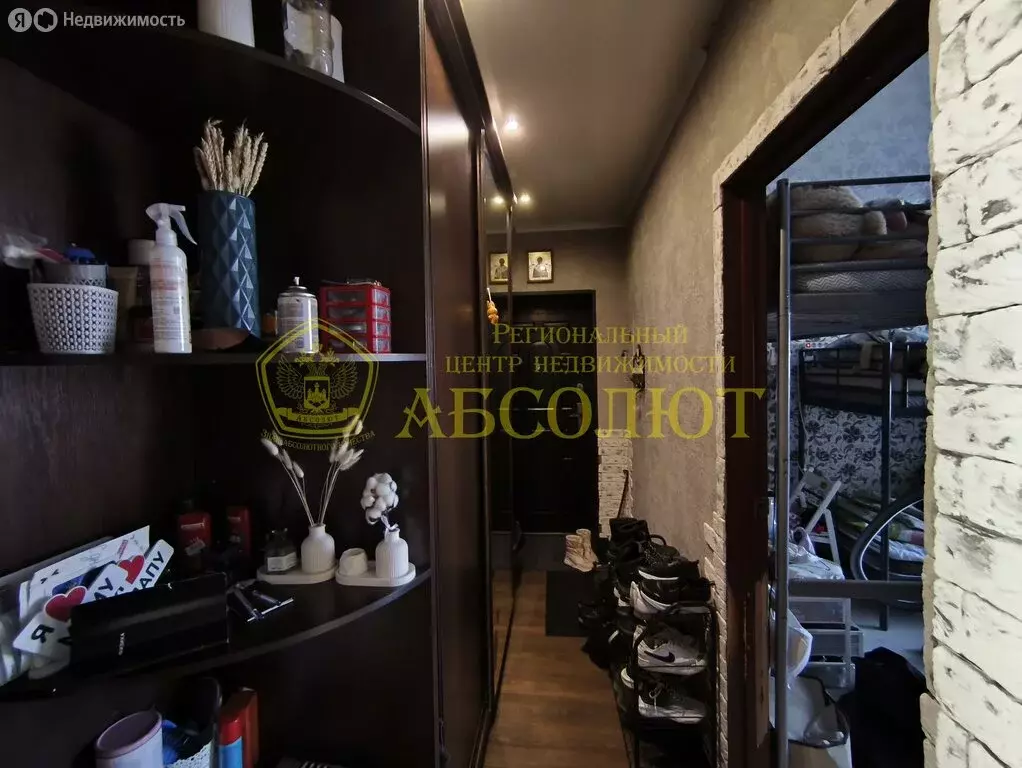 2-комнатная квартира: Ревда, улица Жуковского, 6А (52.4 м) - Фото 2