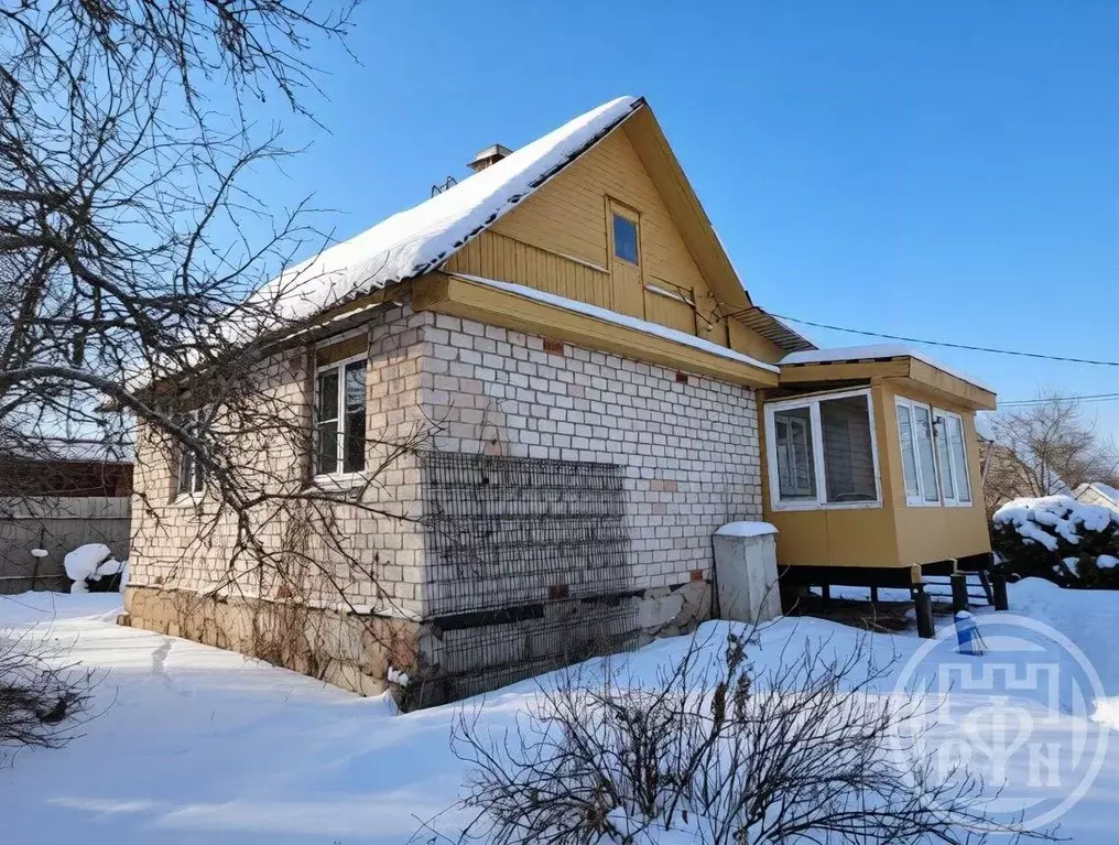 Дом в Ленинградская область, Лужский район, Скребловское с/пос, д. ... - Фото 1