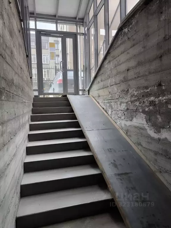 Офис в Свердловская область, Екатеринбург ул. Тверитина, 34/7 (95 м) - Фото 1