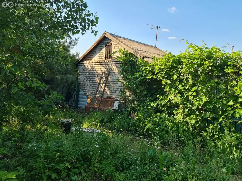 Дом в Ахтубинское сельское поселение, садоводческое некоммерческое ... - Фото 0