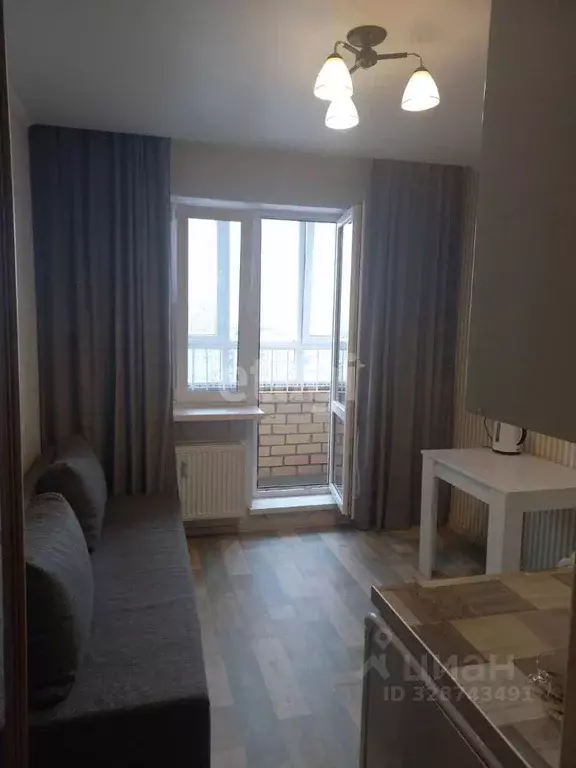 Студия Тюменская область, Тюмень ул. Новоселов, 107к2 (15.2 м) - Фото 1