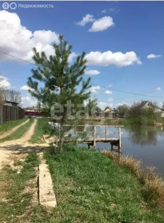 Участок в Малый Шаплак, Зелёная улица (12.6 м) - Фото 0