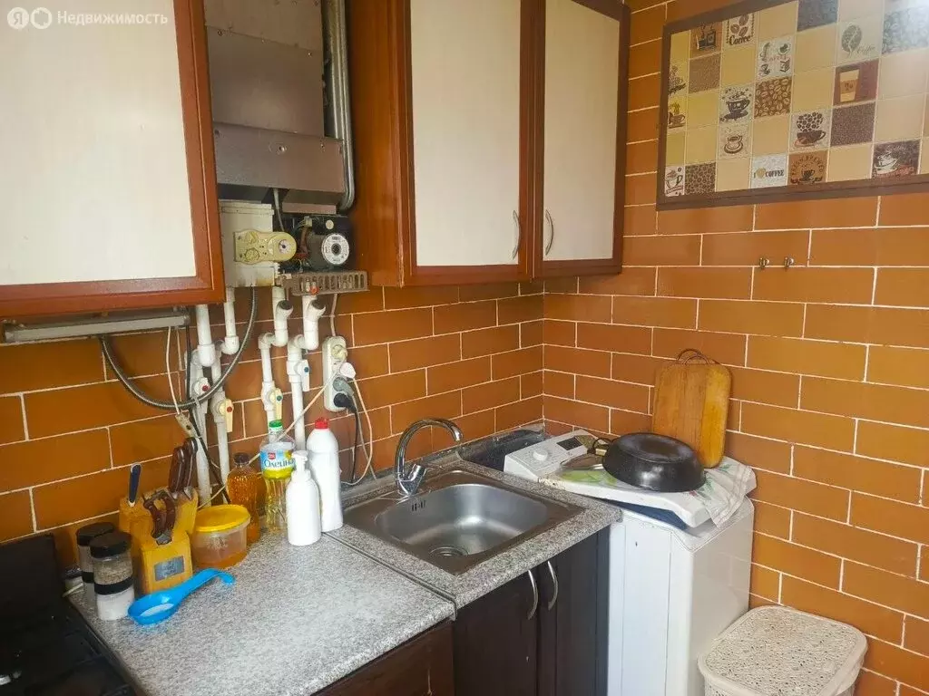 3-комнатная квартира: Симферополь, улица Гайдара, 18 (60 м) - Фото 2