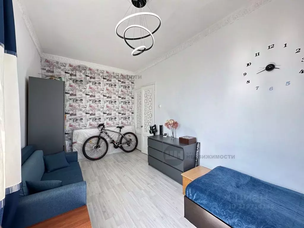 3-к кв. Санкт-Петербург Среднеохтинский просп., 40 (80.5 м) - Фото 1