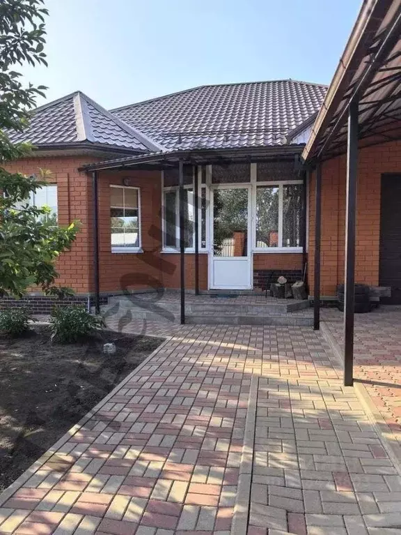 Дом в Белгородская область, Белгородский район, Тавровское с/пос, с. ... - Фото 1