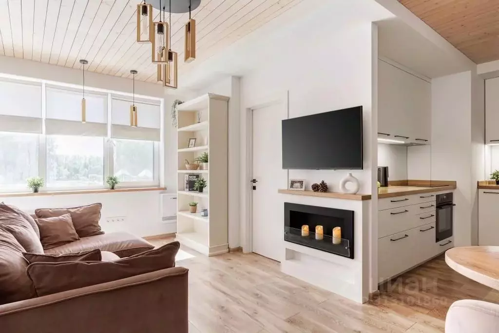 3-к кв. Татарстан, Казань Комсомольская ул., 2 (70.0 м) - Фото 1