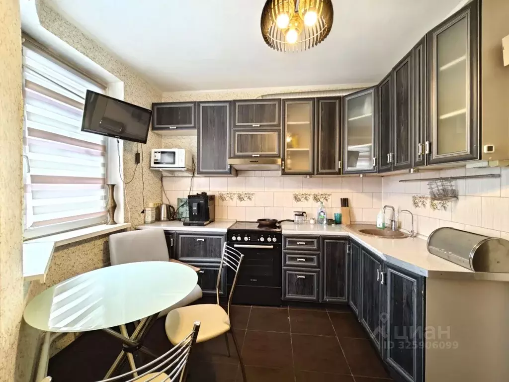 1-к кв. Московская область, Реутов Юбилейный просп., 60 (40.0 м) - Фото 1