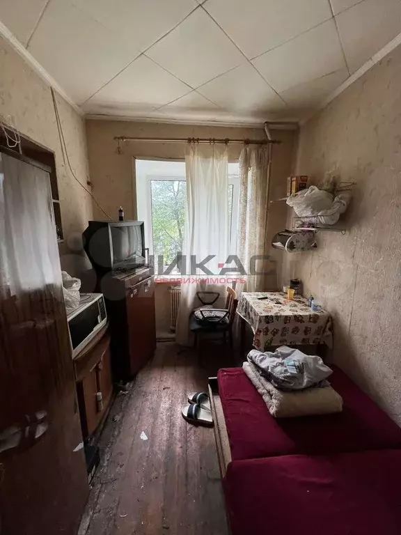 Комната 10 м в 5-к., 3/3 эт. - Фото 0