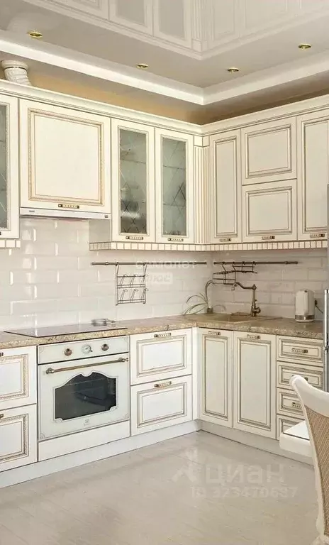 3-к кв. Челябинская область, Челябинск ул. Академика Королева, 48 ... - Фото 0