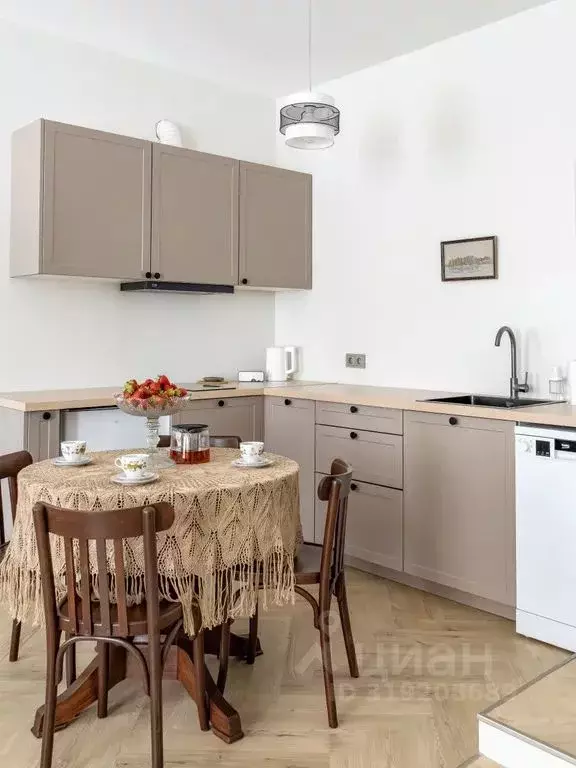 Студия Санкт-Петербург Английский просп., 20 (30.0 м) - Фото 0