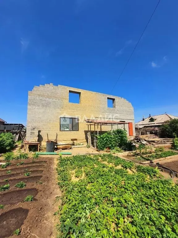 Дом в Оренбургская область, Орск пос. Железнодорожный, ул. Степная, 96 ... - Фото 1