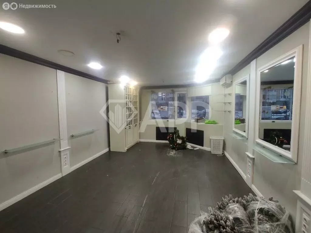 Помещение свободного назначения (180 м) - Фото 1