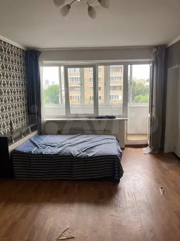 Комната 21 м в 3-к., 3/6 эт. - Фото 0