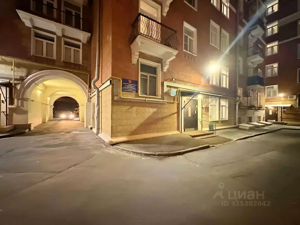 Помещение свободного назначения в Москва ул. Бориса Галушкина, 17 (58 ... - Фото 1