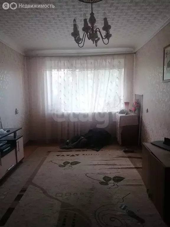 3-комнатная квартира: Салават, улица Калинина, 27 (56.6 м) - Фото 1