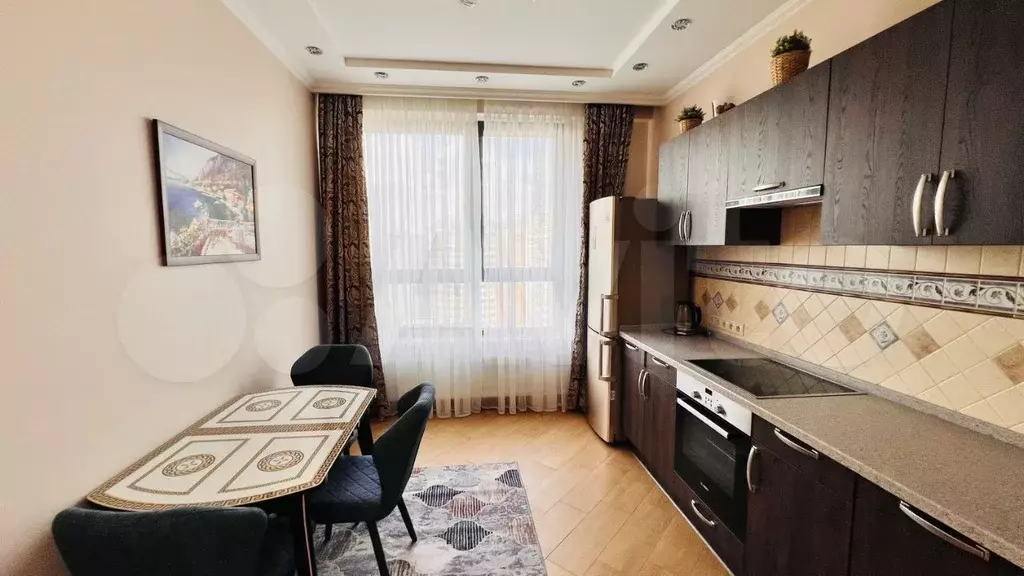 1-к. квартира, 40 м, 12/31 эт. - Фото 1