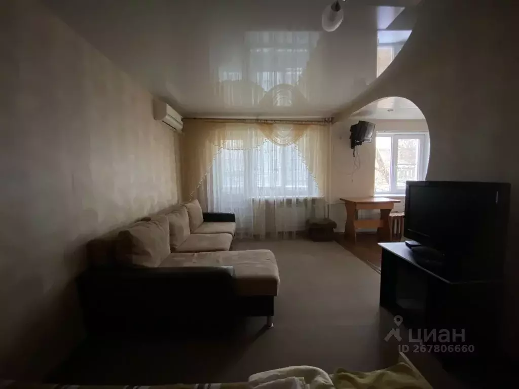 2-к кв. Волгоградская область, Волгоград Удмуртская ул., 16 (45.0 м) - Фото 1