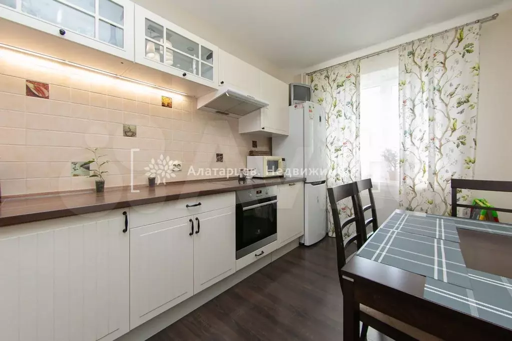 2-к. квартира, 52,4 м, 14/17 эт. - Фото 1