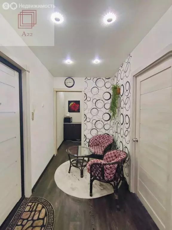 2-комнатная квартира: Барнаул, микрорайон Новосиликатный, улица ... - Фото 1