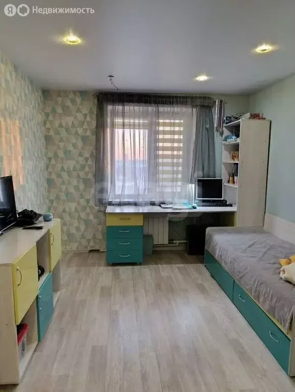 2-комнатная квартира: Барнаул, улица Юрина, 208/39 (50 м) - Фото 1