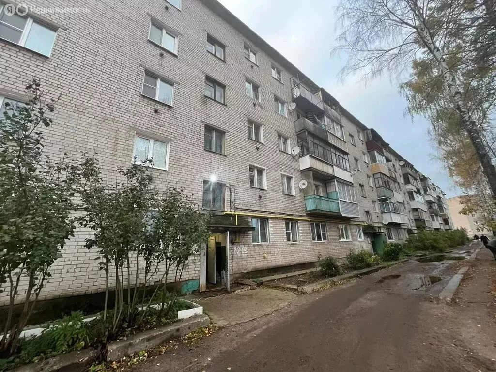 3-комнатная квартира: посёлок городского типа Новозавидовский, ... - Фото 2