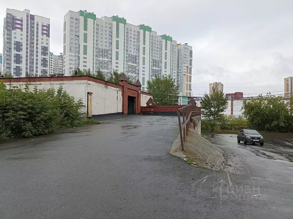 Гараж в Свердловская область, Екатеринбург ул. Владимира Высоцкого, 42 ... - Фото 1